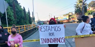 Bloquean el bulevard Xalapa-Coatepec