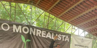 En Xochimilco reciben a Ricardo Monreal con arenga de ¡Presidente! ¡Presidente!