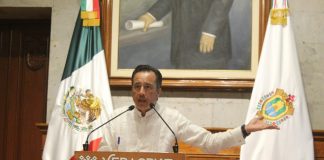 Gobernador de Veracruz acusa a medios de ambiente de violencia en Veracruz.