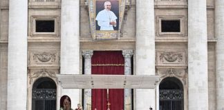 Papa Francisco beatifica a Juan Pablo I .