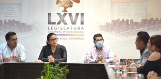 Revisan diputada y Sedatu avance de obras del distrito de Cosoleacaque .