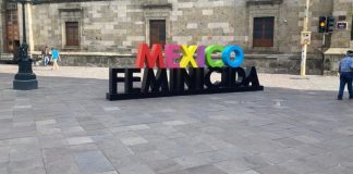Colocan letras de «México feminicida» en Monterrey y Guadalajara .