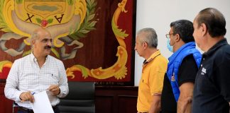 Recibe Ricardo Ahued a Sonideros del Estado de Veracruz .