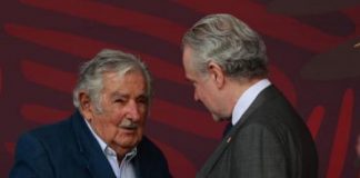 Sin voces críticas no hay democracia: Mujica a Creel