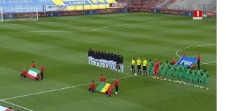 Seleccionado de futbol de Irán se suman a la resistencia de las mujeres