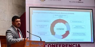 Zenyazen Escobar presenta ruta de trabajo para ciclo escolar .