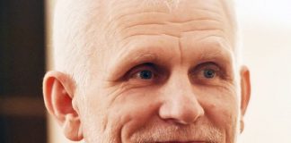 Activistas democráticos en Ucrania, Rusia y Belarus ganan Nobel de la Paz