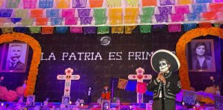 Recuerdan con altar a las y los muertos en el Senado .