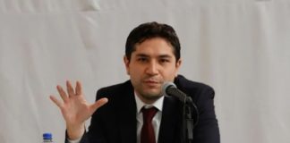 Ornitología presidencial… Oyen “pajaritos” y “guacamayitas”