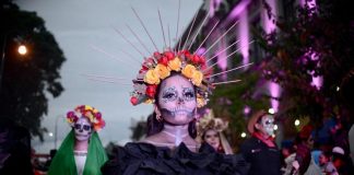 El recuerdo de nuestras muertas .