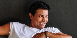 Chayanne sigue imparable en la música y lanza “Como tú y yo” .