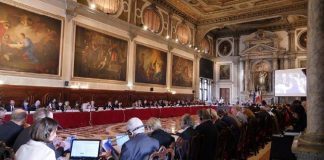 Comisión de Venecia alerta sobre la propuesta electoral de AMLO .  .