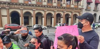Desaparece enfermera del IMSS Xalapa; piden ayuda para localizarla.