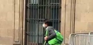 La foto revivida de Mario Delgado Carrillo, pues quiere pruebas de su presunta corrupción