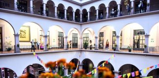 Por festividades del Día de Muertos, suspenden actividades en Palacio Municipal #Xalapa