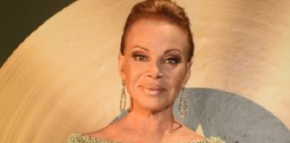 Paloma San Basilio emocionada con Premio Trayectoria Musical en Latino Music Awards 2022