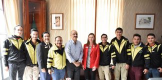 Xalapa tendrá digna representación en el Desfile de las Rosas 2023.