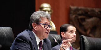 Prepárense para renovar liderazgos, sugiere Monreal a jóvenes .