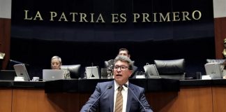 Monreal busca combatir discriminación de aseguradoras hacia personas con algún trastorno neurológico