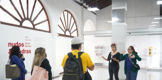 Invita GACX a visita guiada con interpretación en LSM por la exposición Nudos y Piedras