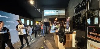 Grupo de hombres armados asaltan el cine Tonalá en CDMX #Video