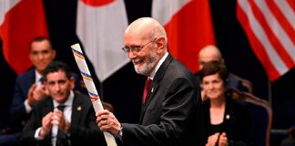 Recibe Eduardo Matos el Premio Princesa de Asturias .
