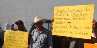 Pueblos indígenas de Chicontepec toman la SIOP por exigencia de obra.