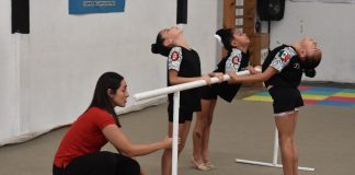 Entrenadora de Selección Nacional de Gimnasia dio curso en Xalapa .