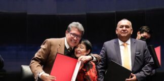 Sin la UNAM muchos de nosotros no hubiéramos estudiado, es una institución única, afirmó Ricardo Monreal.