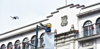 Instala Ayuntamiento luminarias LED en el parque Juárez #Xalapa