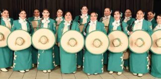 Mariachi Flores Mexicanas irrumpe la escena musical al interpelar los estereotipos de género