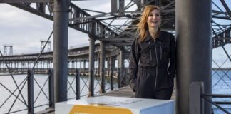 Actriz Nathalie Poza recibe Premio Ciudad de Huelva, por su trayectoria en el cine .