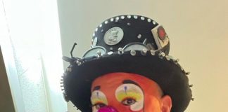 Comediante “Platanito” ofrece disculpas por chiste basado en feminicidio de joven