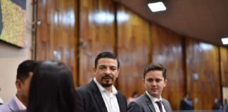 Advierte Gómez Cazarín plan para hacer que diputados asistan a comparecencias.