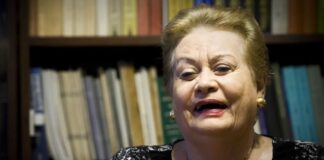 Falleció la destacada lingüista y política Martha Hildebrandt .