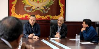 Reconocen transportistas obra pública desarrollada en Xalapa .