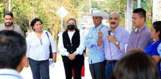 Entrega Ricardo Ahued obra en El Tronconal .