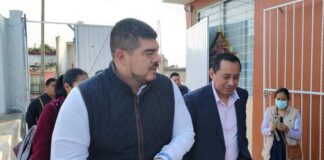 Falta de escrituras dificulta apoyo a escuelas, explica Zenyazen escobar