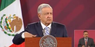 AMLO se va contra rector de la UNAM para defender a Yasmin Esquivel.