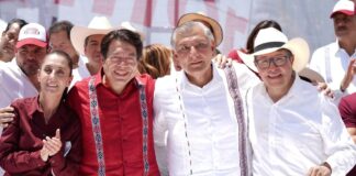 Accede dirigencia de Morena a reconocer a Ricardo Monreal como un aspirante serio a Presidencia.