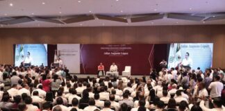 Acusa Manuel Huerta a funcionarios estatales de acarreo en acto de Adán Augusto.