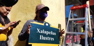 Activistas cambian nomenclaturas de calles en Xalapa para visibilizar a las mujeres
