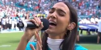 Cantar el himno de EE. UU fue lo máximo para Manu Manzo