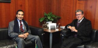 Revisan Ricardo Monreal y Ramírez de la O perspectivas macroeconómicas y fortaleza del peso