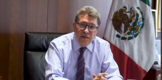 Monreal convoca a empresarios a construir un País en reconciliación y en consenso .