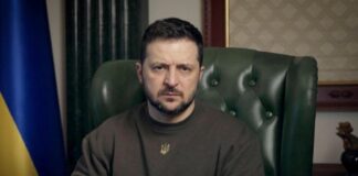 Zelenski dice que Rusia finge logros en Soledar