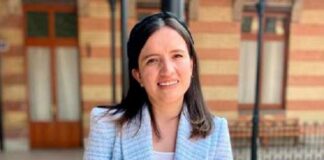 25N, más que un moño naranja .