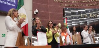 Homenaje en el Senado a “Chivas Femenil” y a periodistas deportivas .