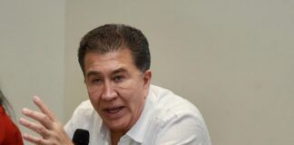 DIFÍCIL QUE HÉCTOR RENUNCIE AL PRI.