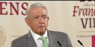 AMLO sale a defender a Samuel García emplazado a juicio político .